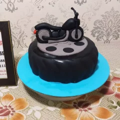 Bike on Tyre Themed Customized Cake