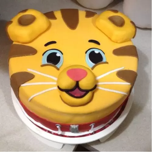 Order Daniel Tiger Birthday Cake Online — Delivery In East Delhi And Noida — ₹1,199.00 LallanTop