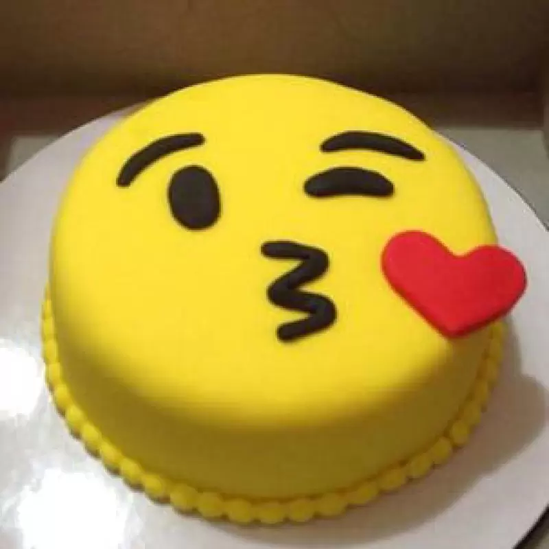 Face Blowing A Kiss Emoji Fondant Cake 3 Face Blowing A Kiss Emoji Fondant Cake From Lallantop Cake Shop - Perfect For Celebrations