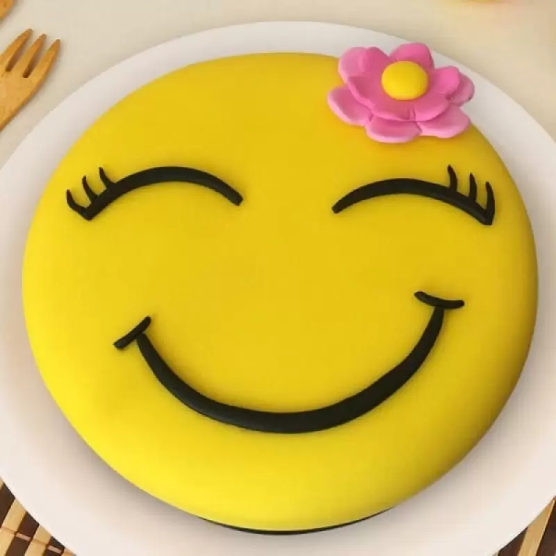 Flower Girl Smiley Fondant Cake 3 Flower Girl Smiley Fondant Cake From Lallantop Cake Shop With Delivery In East Delhi, South-East Delhi, Ghaziabad, And Noida.