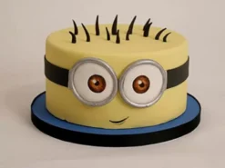 Minion Cartoon Fondant Cake