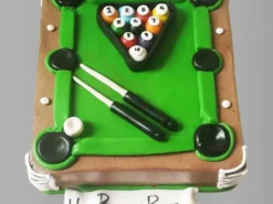 Billard Table Pool Fondant Cake