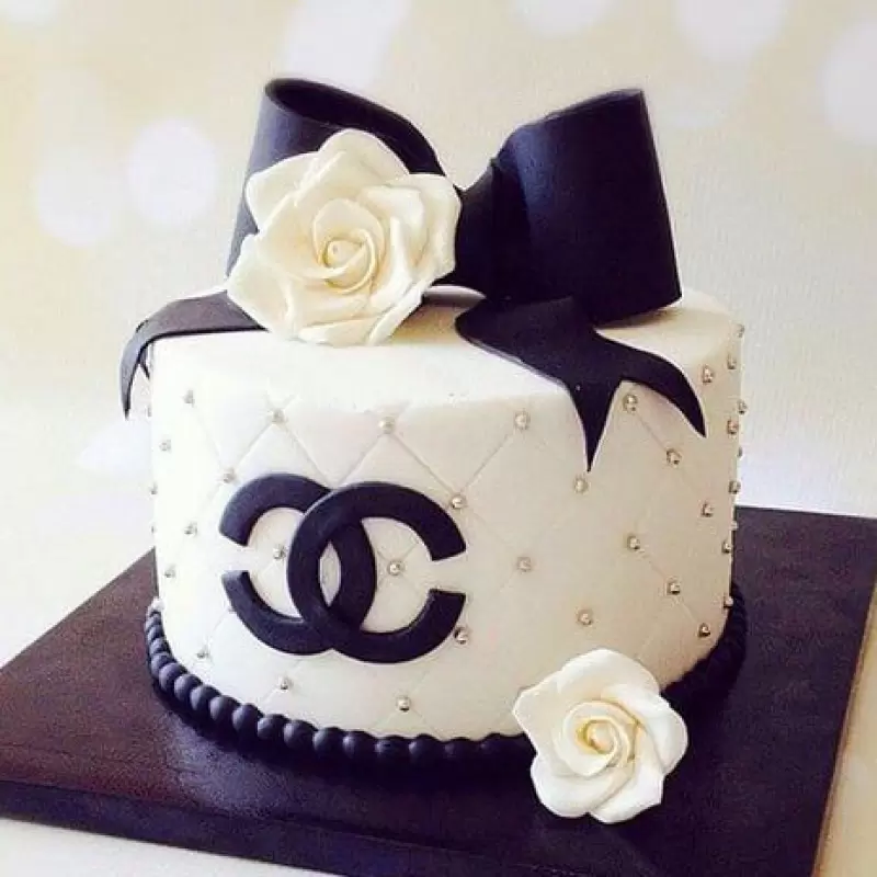 Chanel Theme Fondant Cake 3 Chanel Theme Fondant Cake