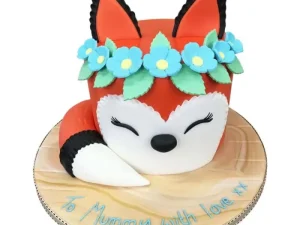 Fluffy Fox Fondant Cake