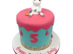 Little Unicorn Fondant Cake