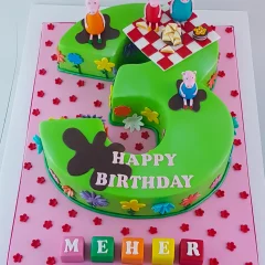 Peppa Pig Picnic 3 Number Cake