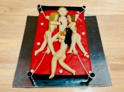 crazy-night-bachelorette-special-cake