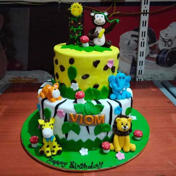 2 Tier Jungle Safari Cake 3 2 Tier Jungle Safari Cake