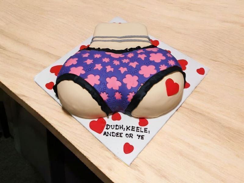 Bachelor Party Butt Theme Cake 3 bachelor-party-butt-theme-cake