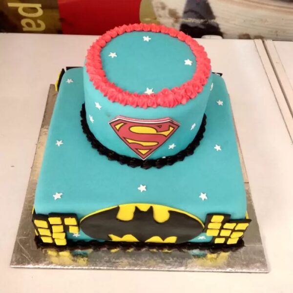 Batman and Superman Theme 2 Tier Cake 4 Batman and Superman Theme 2 Tier Cake - Image 2