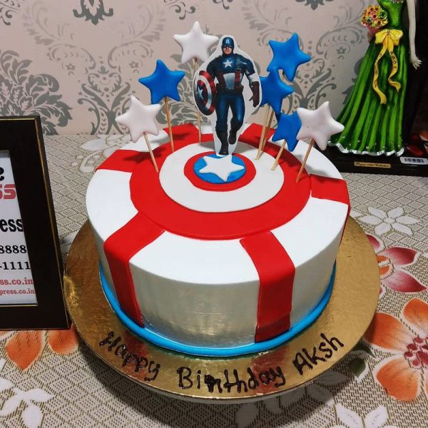 Captain America Semi Fondant Cake 3 Captain America Semi Fondant Cake