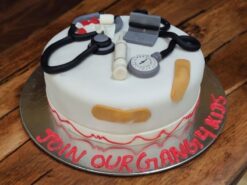 Classic Physician Honor Cake