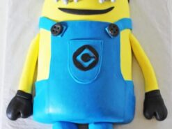 Despicable Me Minion Cake