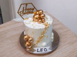 Elegant Gold Fest Cake