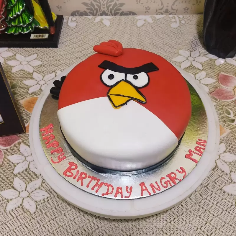 Addictive Angry Bird Fondant Cake 3 Addictive Angry Bird Fondant Cake - Delivery in Noida, East Delhi, and South-East Delhi
