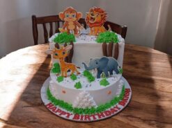 forest-friends-delight-cake