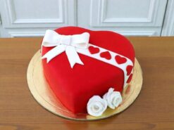 Gift Your Heart Fondant Cake