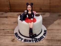 girl-and-dog-fondant-cake
