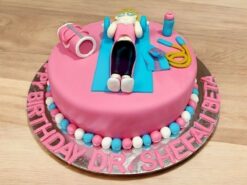girl-gym-theme-fondant-cake