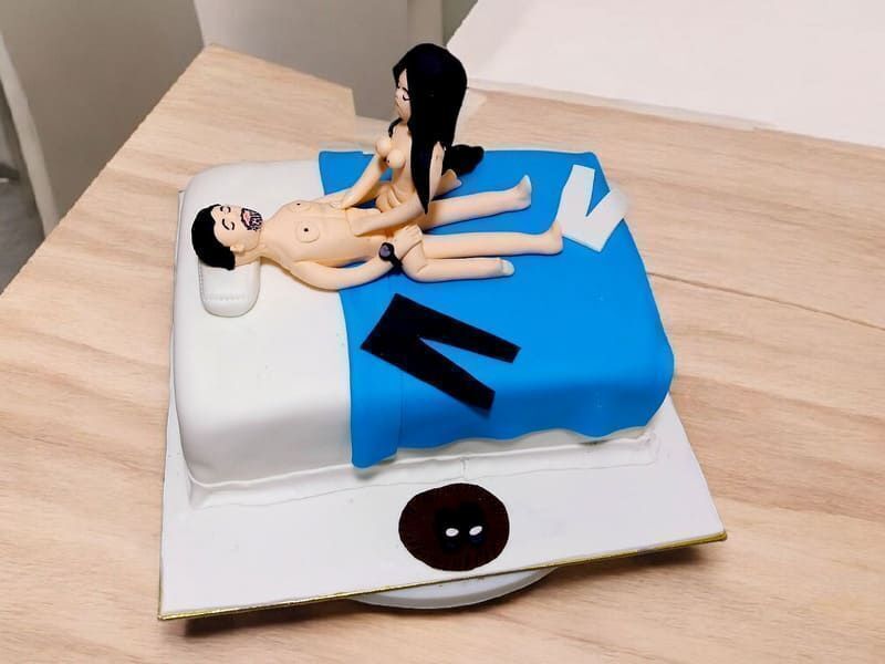 Girl on Top Bachelorette Fondant Cake 3 girl-on-top-bachelorette-fondant-cake