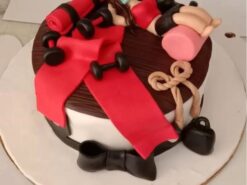 Gymaholic Girl Fondant Cake