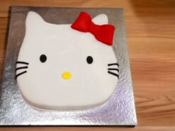 Hello Kitty Face Fondant Cake