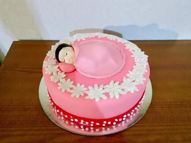 Little Baby Sleeping Theme Cake 3 Little Baby Sleeping Theme Cake