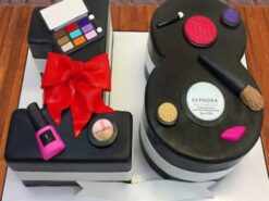 Makeup Numeric Fondant Cake