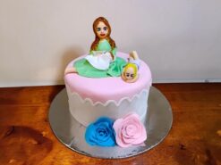 MOM and Kids Theme Fondant Cake