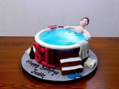 Outdoor Bath Fondant Cake