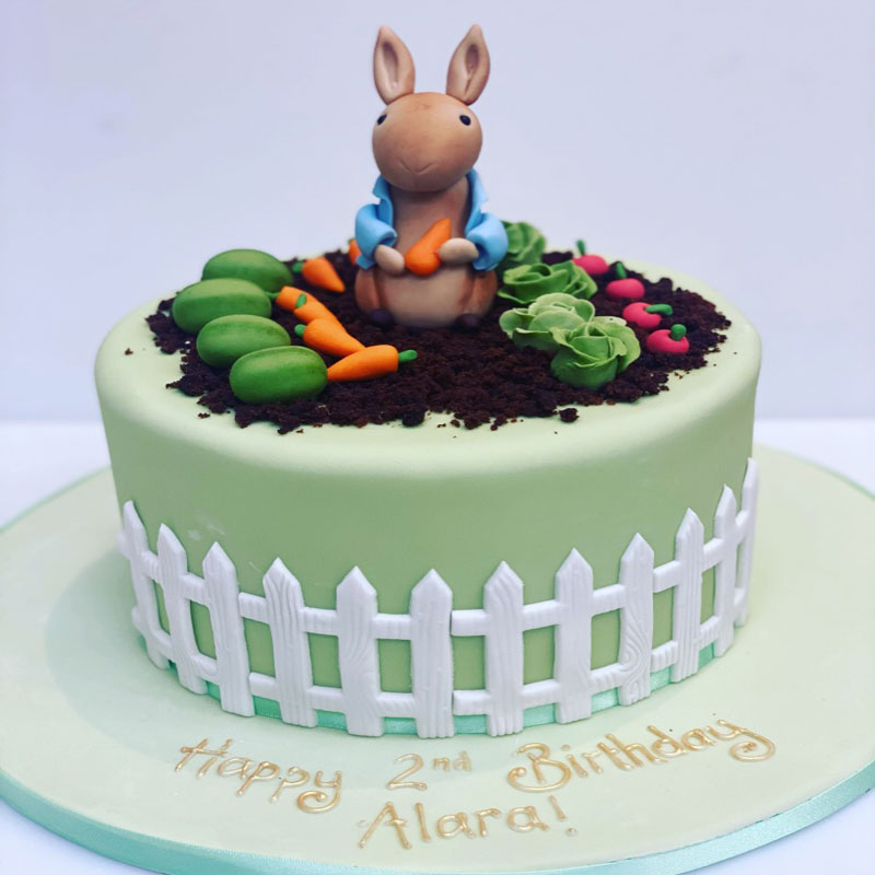 Peter Rabbit in a Vegetable Patch Round Cake 3 Peter Rabbit in a Vegetable Patch Round Cake