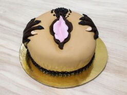 pussy-theme-naughty-cake