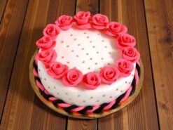 Roses Around Designer Fondant Cake
