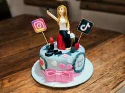 Selfie Queen Theme Customized Cake