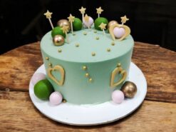 Whimsical Pearl Fantasy Cake
