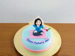 Yoga Lover Mom Cake